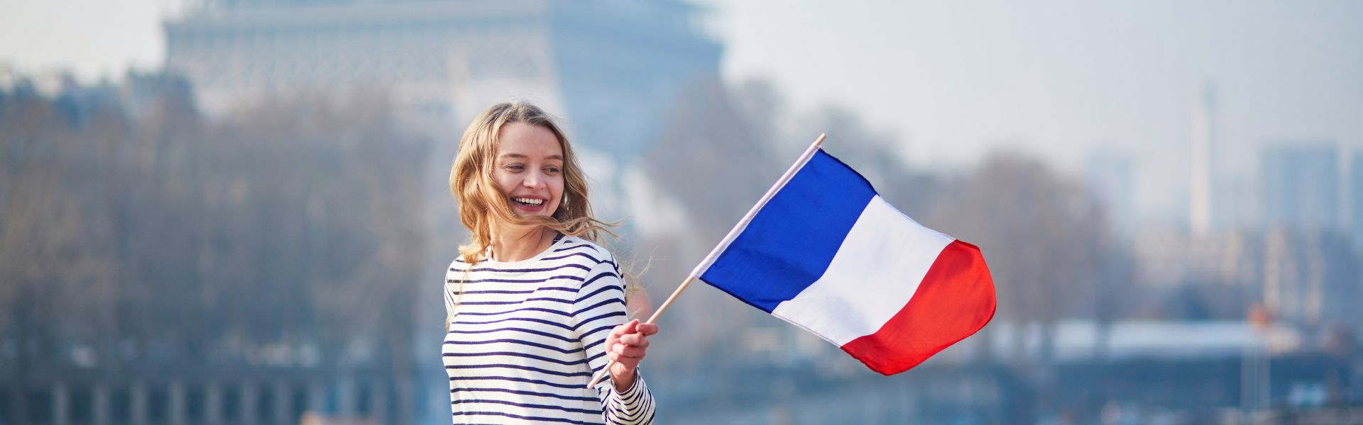 woman-with-french-flag